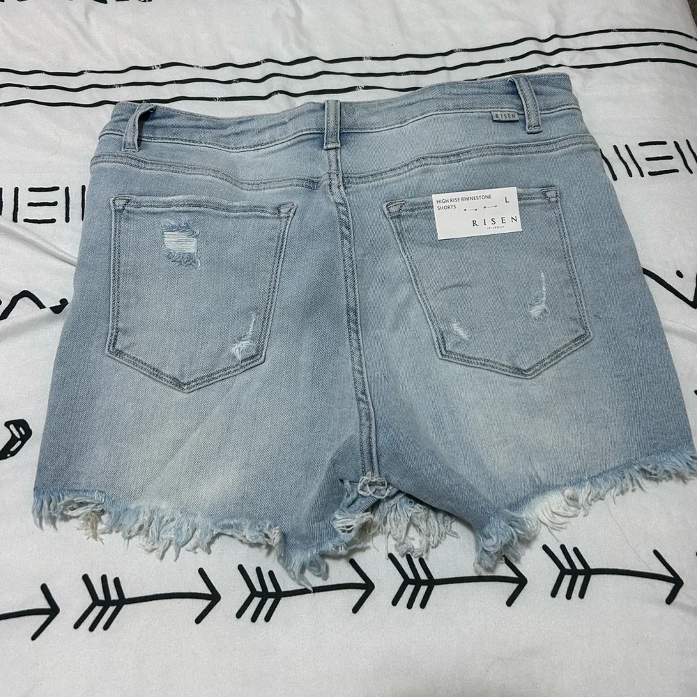 NWT RISEN FRINGE SHORTS - Picture 2 of 2